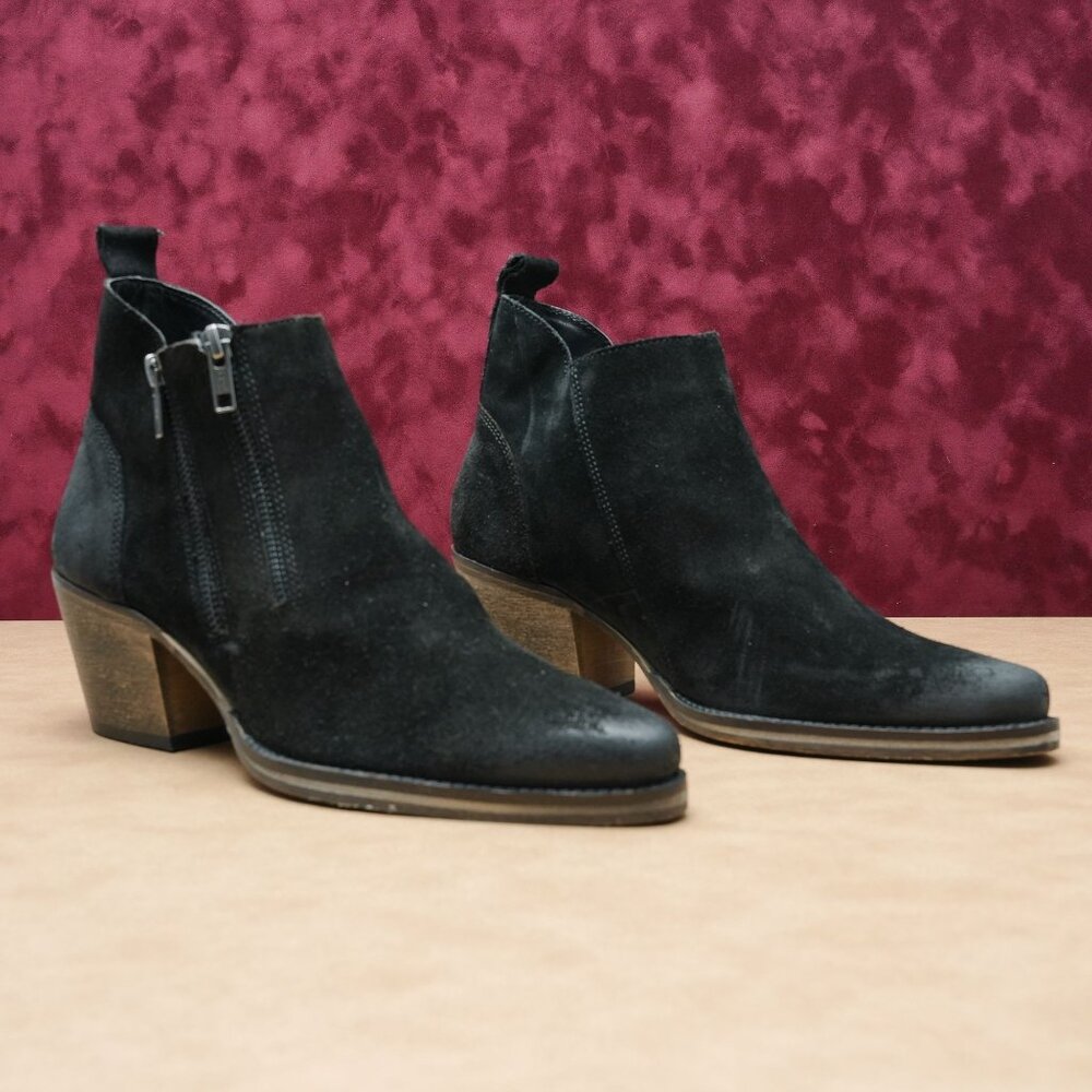 Very Volatile LA Women Distress Black Leather Double Zip Western Ankle Boots 9
